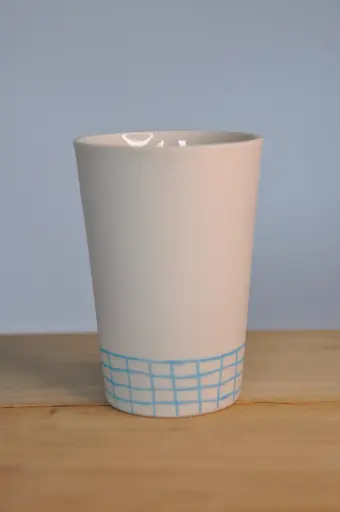 Tasse quadrillage bleu